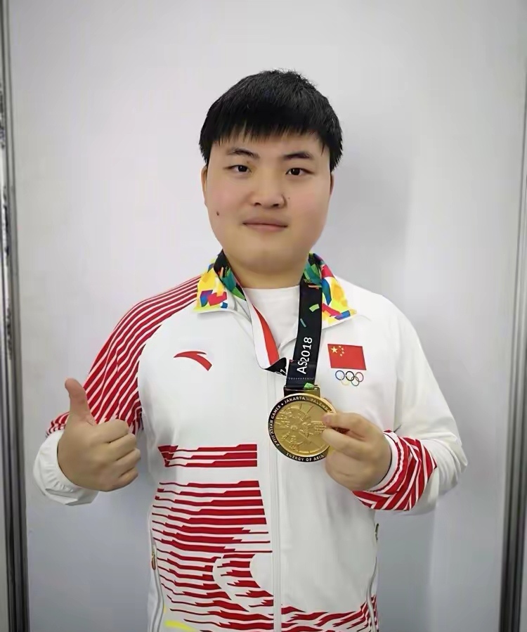Uzi重返赛场，重要助攻首场状态出色，SKT观众沸腾！的简单介绍-ayx爱游戏在线登录